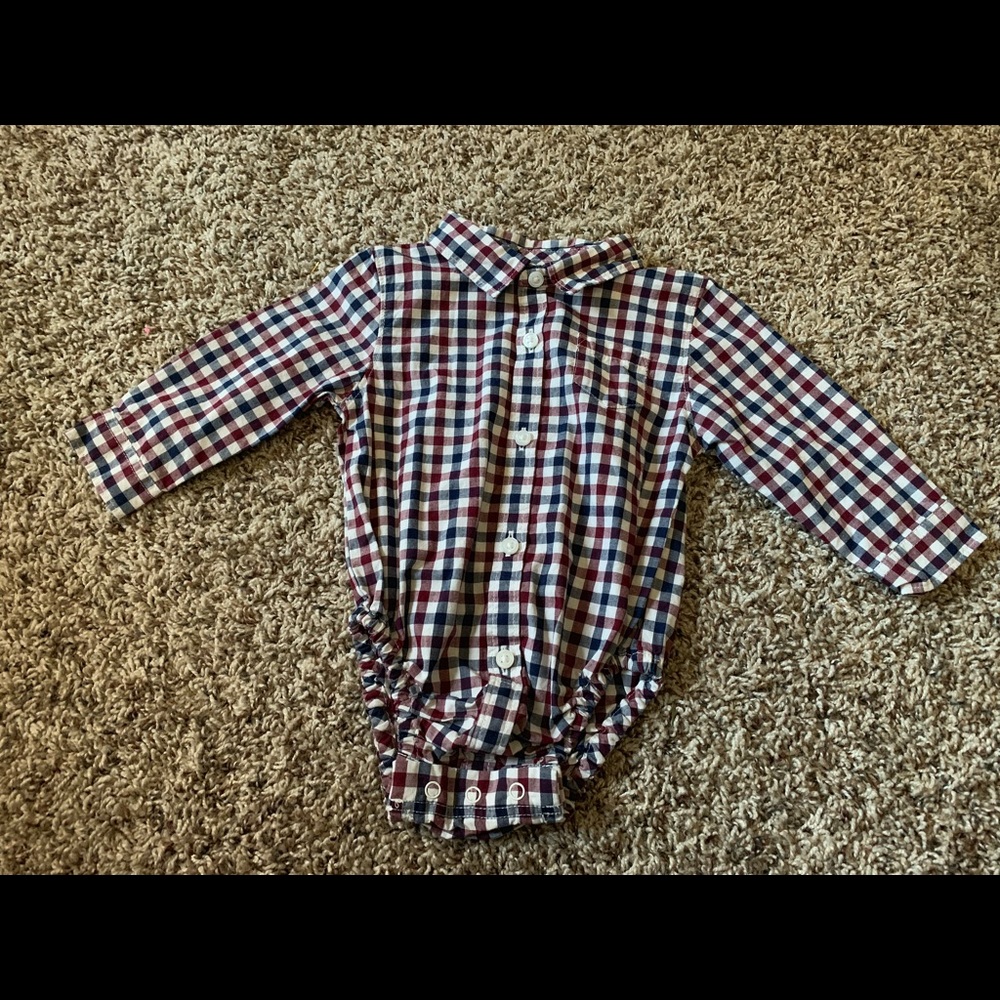 Infant boys Gymboree button down bodysuit